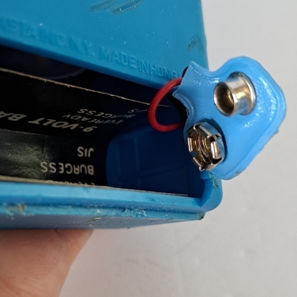 Vintage 80's Smurf AM Radio and Headset with Belt Clip Untested - Picture 5 of 15